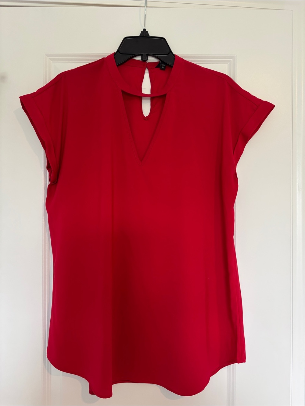 Express Red Short Sleeve V-Neck Keyhole Blouse